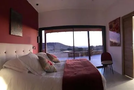 Padi La Cadiere D'azur Bed & Breakfast *